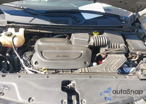 2021 Chrysler Pacifica Touring L z USA, uszkodzony, nr VIN 2C4RC1BG5MR584874